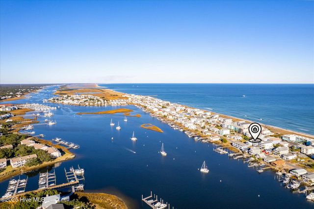 101 Seahorse Lane Unit D2, Carolina Beach, NC 28428