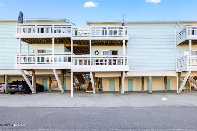 101 Seahorse Lane Unit D2, Carolina Beach, NC 28428