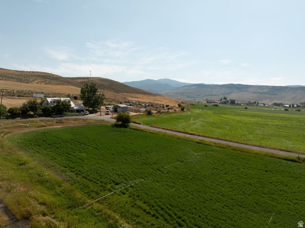 Image 2 of property listing at 489 E BORDER STATION RD, Coalville, UT 84017