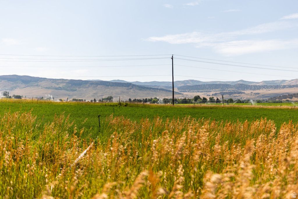 Image 23 of property listing at 489 E BORDER STATION RD, Coalville, UT 84017