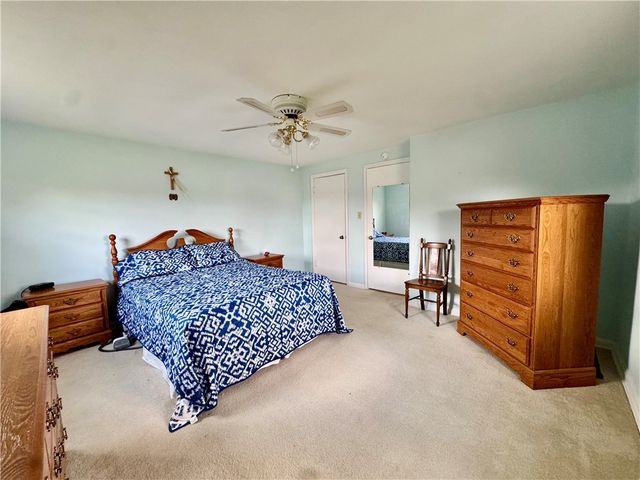 675 ROLLING GREEN DRIVE, Bethel Park, PA 15102