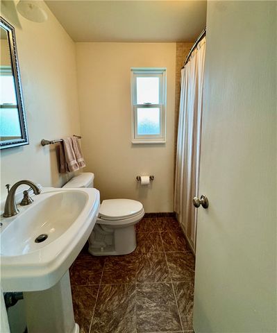 675 ROLLING GREEN DRIVE, Bethel Park, PA 15102