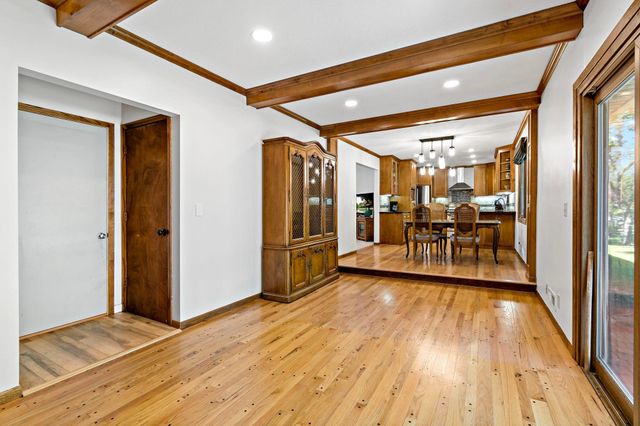 13373 Foliage Avenue, Apple Valley, MN 55124