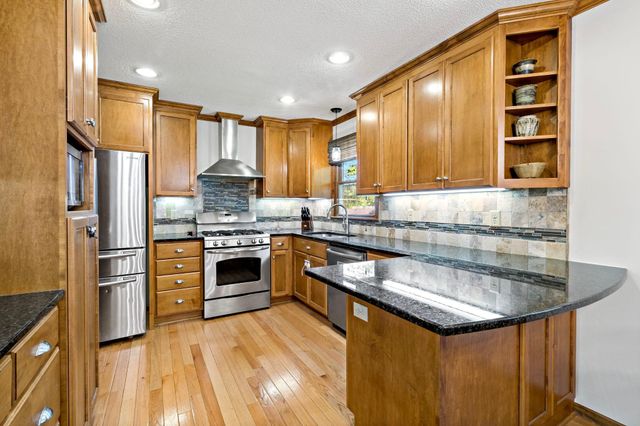 13373 Foliage Avenue, Apple Valley, MN 55124