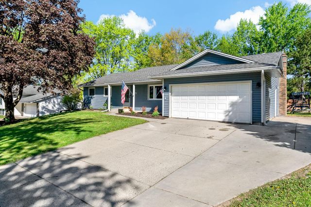 13373 Foliage Avenue, Apple Valley, MN 55124