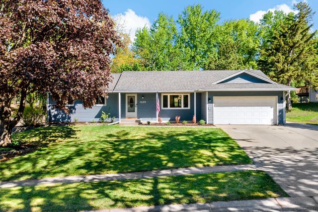 13373 Foliage Avenue, Apple Valley, MN 55124