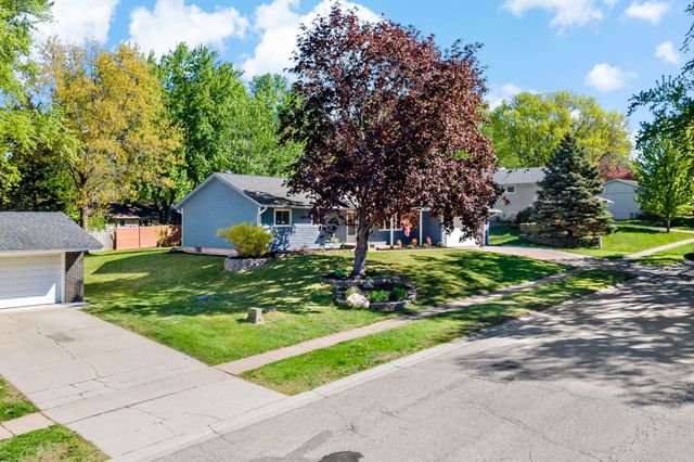 13373 Foliage Avenue, Apple Valley, MN 55124
