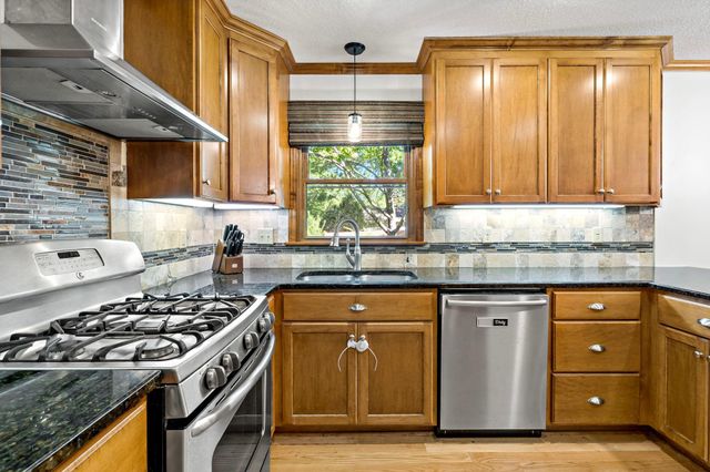 13373 Foliage Avenue, Apple Valley, MN 55124