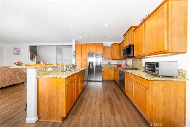 11239 Scarlet Ave, Adelanto, CA 92301