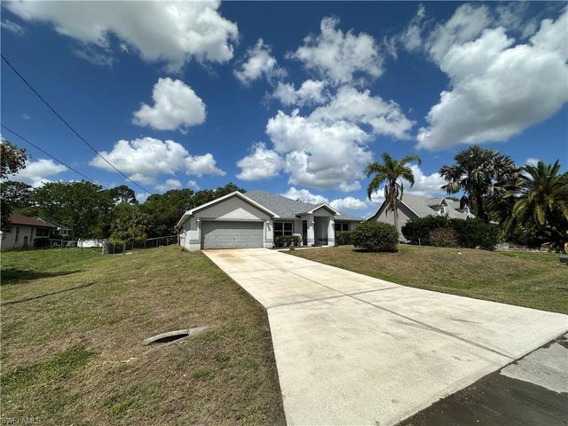 119 Columbus AVE, Lehigh Acres, FL 33936