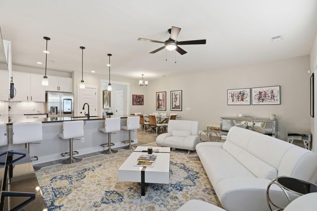 7734 Park Gate Drive, North Charleston, SC 29418