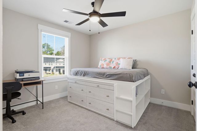 7734 Park Gate Drive, North Charleston, SC 29418