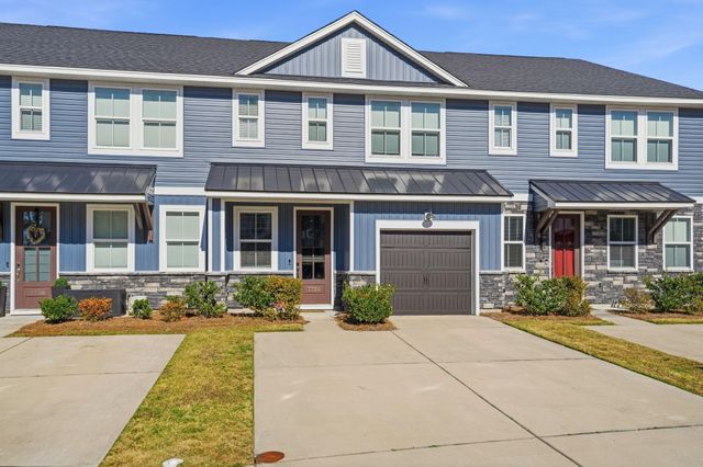 7734 Park Gate Drive, North Charleston, SC 29418