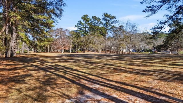 7734 Park Gate Drive, North Charleston, SC 29418