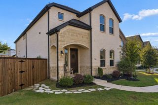 7664 Regal Lane, North Richland Hills, TX 76180