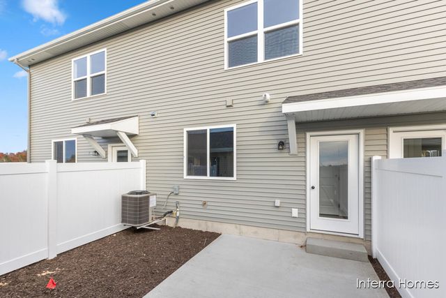 6110 Stahl Drive 14, Fruitport Twp, MI 49456