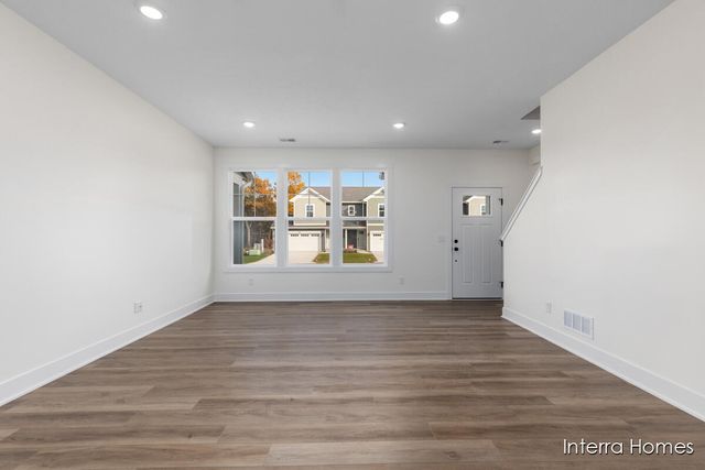 6110 Stahl Drive 14, Fruitport Twp, MI 49456