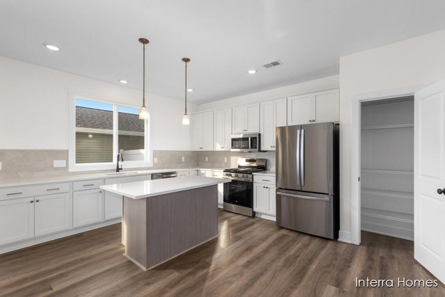 6110 Stahl Drive 14, Fruitport Twp, MI 49456