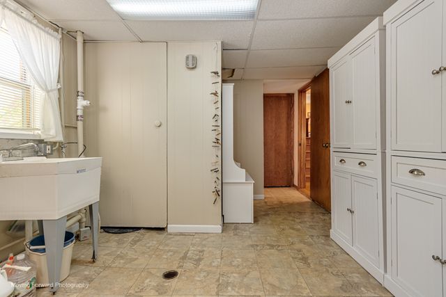 2923 Downing Avenue W, Westchester, IL 60154