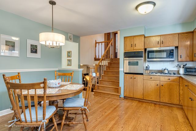 2923 Downing Avenue W, Westchester, IL 60154