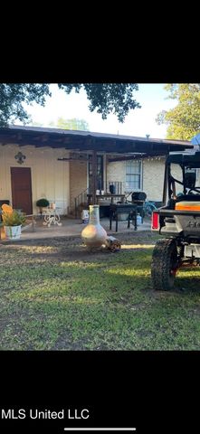 300 Ferriday Drive, Ridgecrest, LA 71334