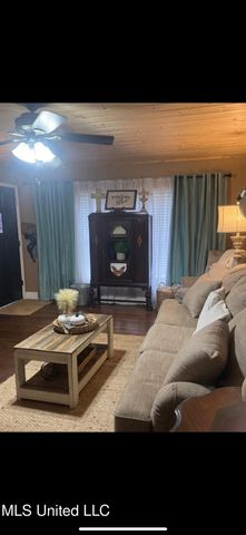 300 Ferriday Drive, Ridgecrest, LA 71334