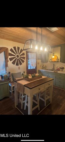 300 Ferriday Drive, Ridgecrest, LA 71334