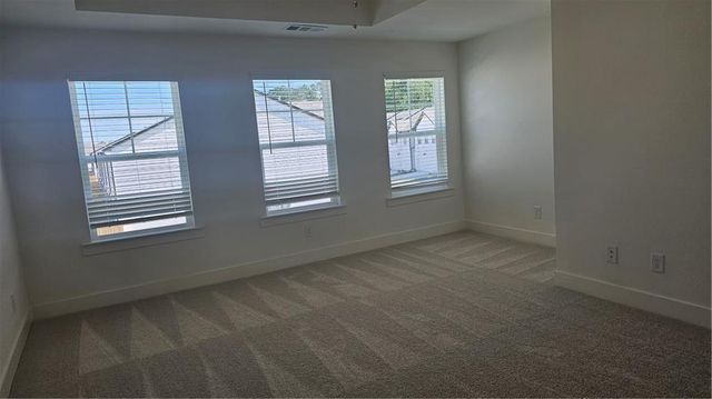 153 Auburn Valley Way, Auburn, GA 30011