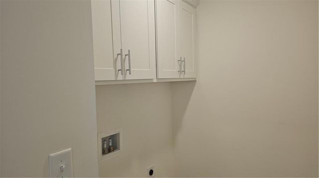 153 Auburn Valley Way, Auburn, GA 30011