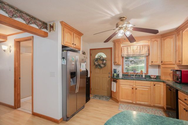 279 HELMS RD, Stanley, VA 22851