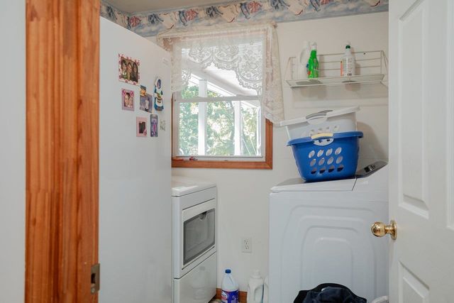 279 HELMS RD, Stanley, VA 22851