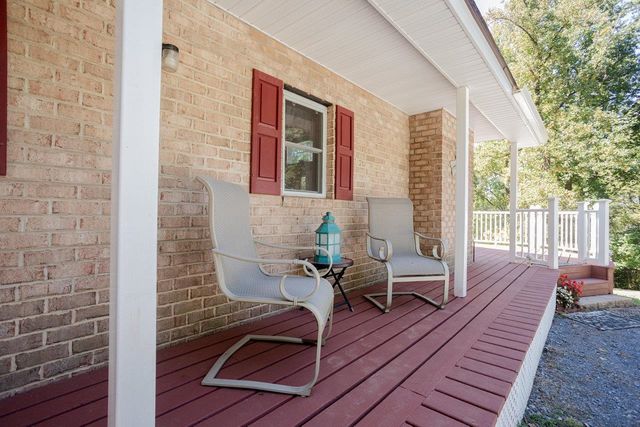 279 HELMS RD, Stanley, VA 22851