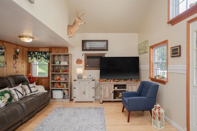 279 HELMS RD, Stanley, VA 22851