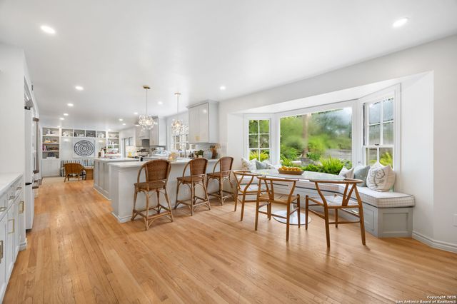 647 Terrell Road, San Antonio, TX 78209