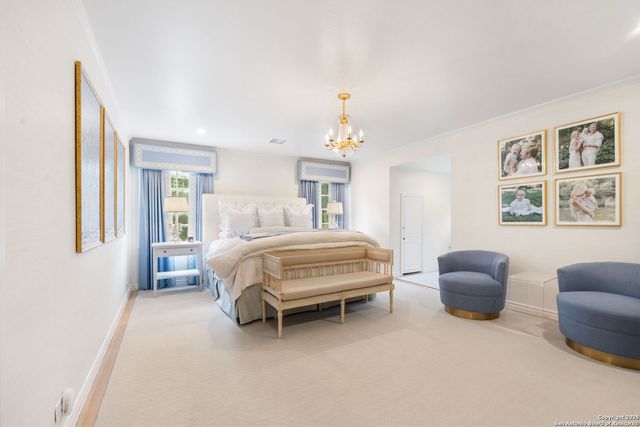 647 Terrell Road, San Antonio, TX 78209