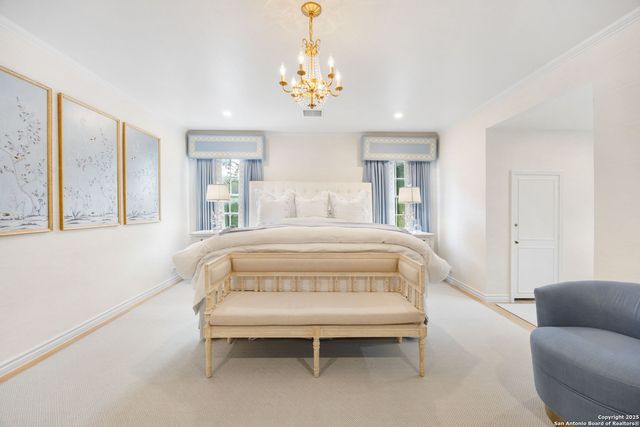 647 Terrell Road, San Antonio, TX 78209