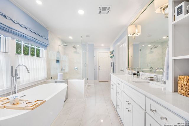 647 Terrell Road, San Antonio, TX 78209