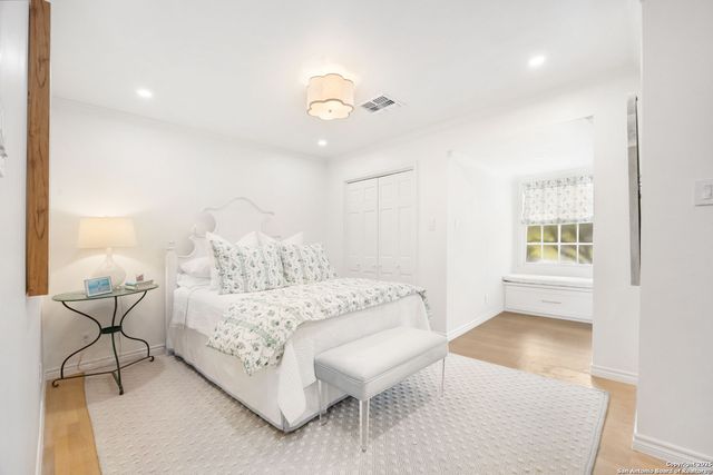 647 Terrell Road, San Antonio, TX 78209