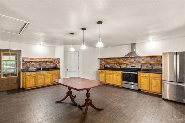 8617 Brazos Avenue, Mission, TX 78573