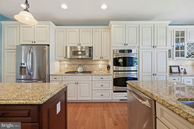 3027 PALATINE DR, Frederick, MD 21701