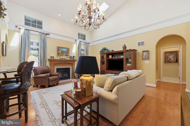 3027 PALATINE DR, Frederick, MD 21701