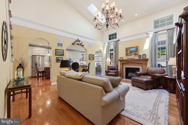 3027 PALATINE DR, Frederick, MD 21701