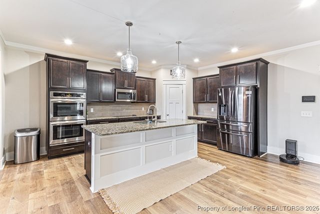 1528 Creekwood Road, Hope Mills, NC 28348