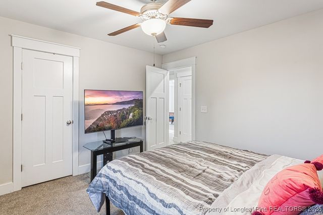 1528 Creekwood Road, Hope Mills, NC 28348