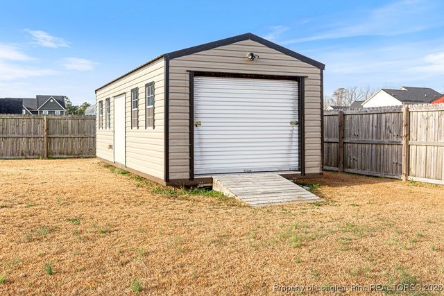 1528 Creekwood Road, Hope Mills, NC 28348