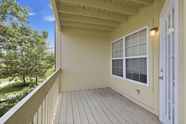 33 Highland Meadows Circle, 8, Highland Heights, KY 41076