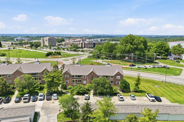 33 Highland Meadows Circle, 8, Highland Heights, KY 41076