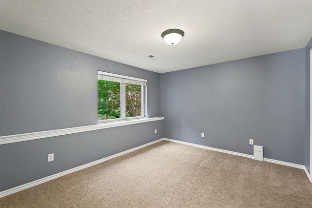 432 N Bridgefield, Wichita, KS 67230
