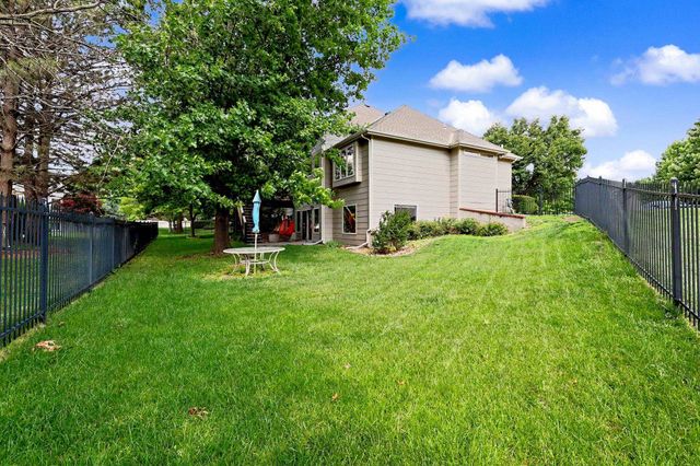 432 N Bridgefield, Wichita, KS 67230