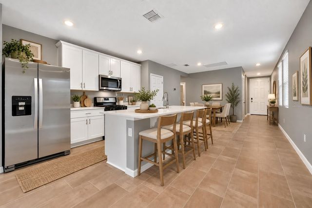 29923 ANAHID DR, Leesburg, FL 34748